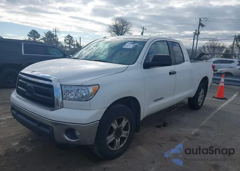 2011 Toyota Tundra Grade 4.6L V8 из США, поврежденный, VIN 5TFRM5F19BX023604